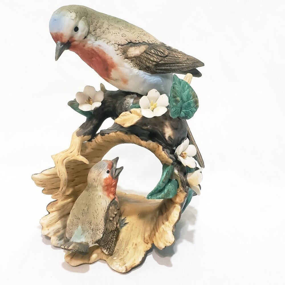 European Robin Mother Bird with Chick in Log Figurine 6" R.O.C. Taiwan Vintage